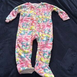 Beautiful fleece PJ!.. washed but never worn!